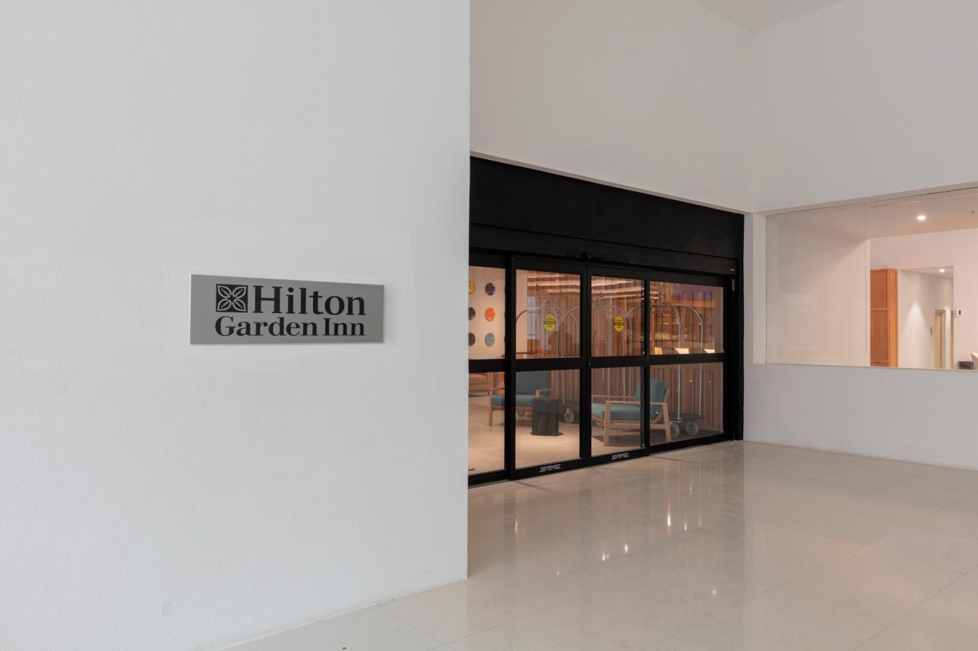 Hilton Garden Inn Guadalajara Airport Эль-Сапоте Экстерьер фото