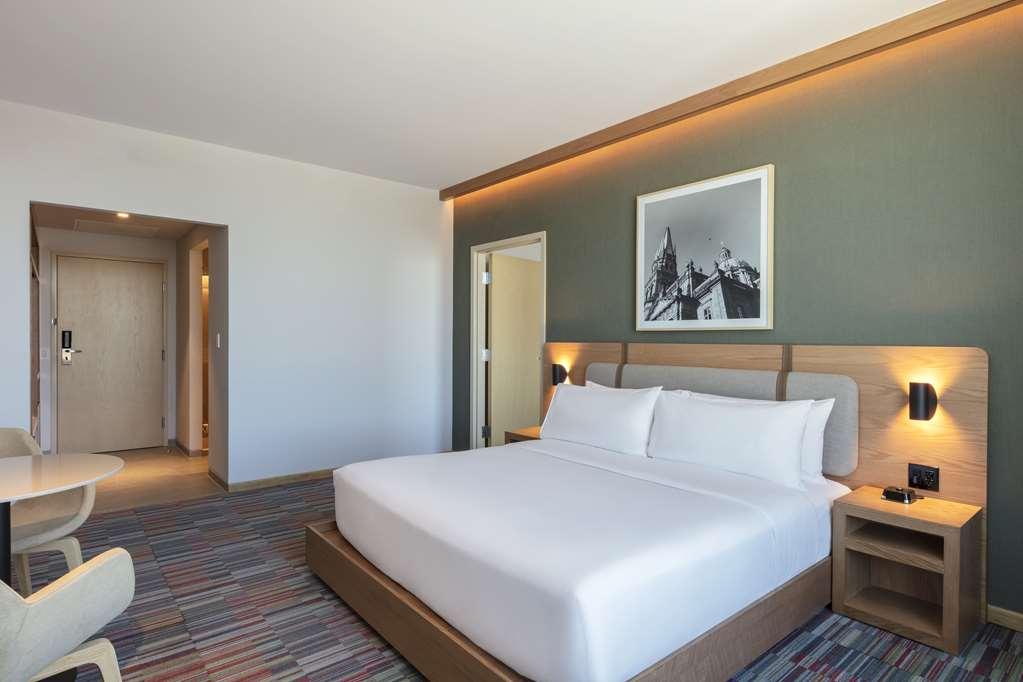 Hilton Garden Inn Guadalajara Airport Эль-Сапоте Номер фото